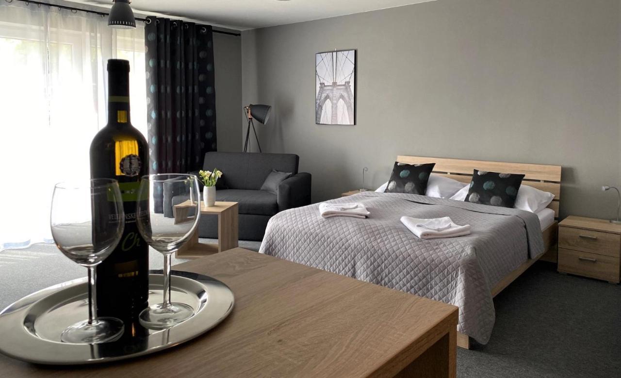 City Apartments Liptovský Mikuláš エクステリア 写真