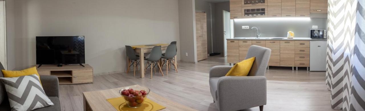 City Apartments Liptovský Mikuláš エクステリア 写真