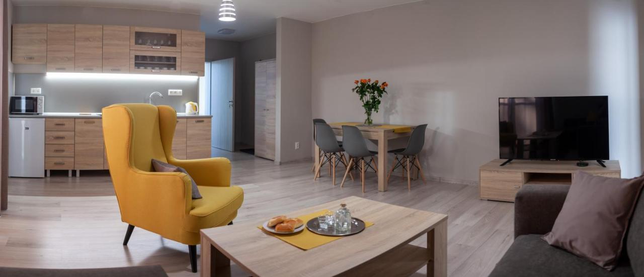 City Apartments Liptovský Mikuláš エクステリア 写真